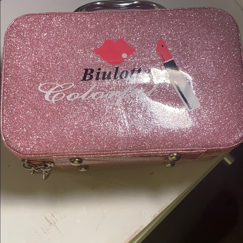 Makeup kit